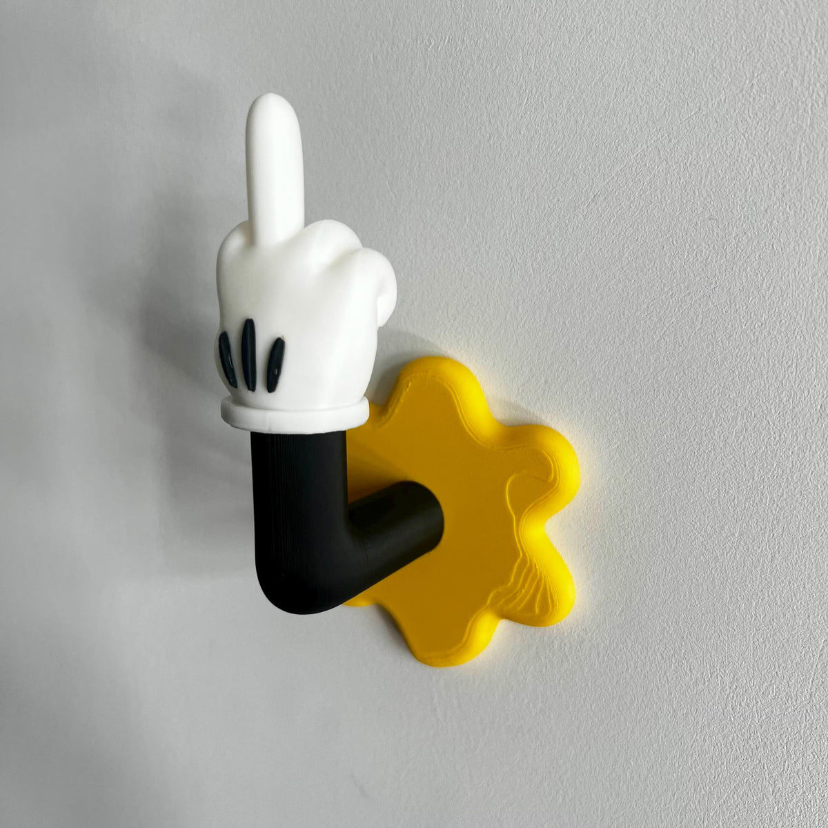 Cartoon Middle Finger Wall Hook – Rude Pop Art Key Holder